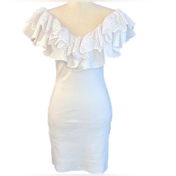 New! Zara White Ruffle  Ribbed Stretch Mini Dress Size Lrg - Picture 2 of 7